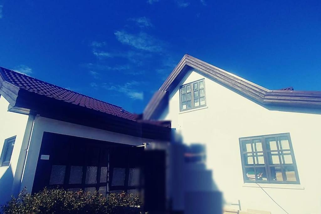 Icelandic Art Garden Villa W. Parking In Centre City Reykjavík Exterior foto